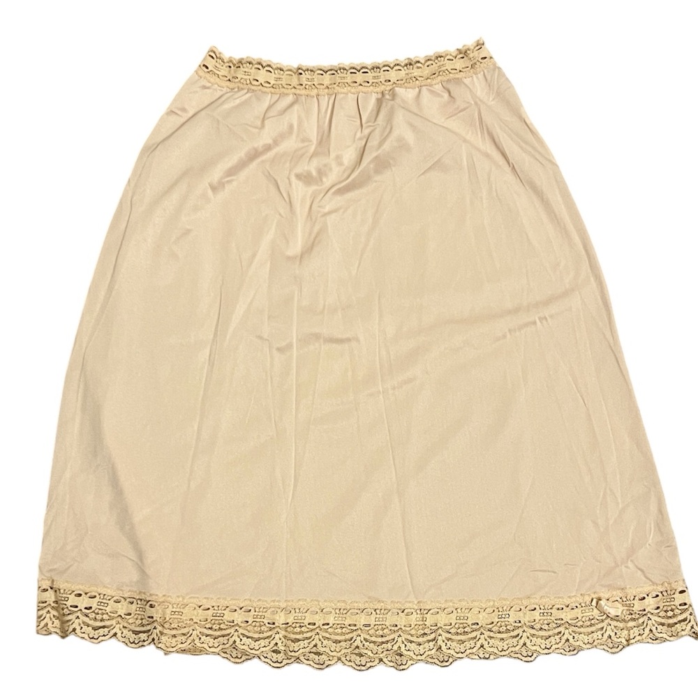 Vintage Olga Secret Hug Half Slip with Lace Trim Beige Skirt Lingerie USA Medium